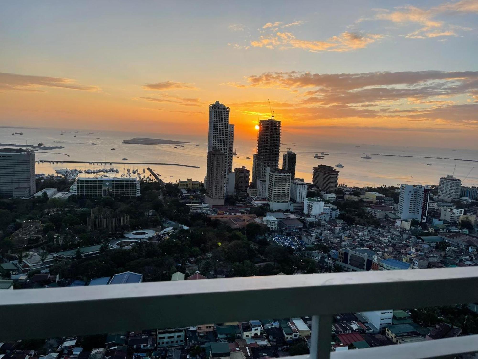 Chung cư studio 16 m² có 1 phòng tắm riêng ở Malate Manila Ngoại thất bức ảnh