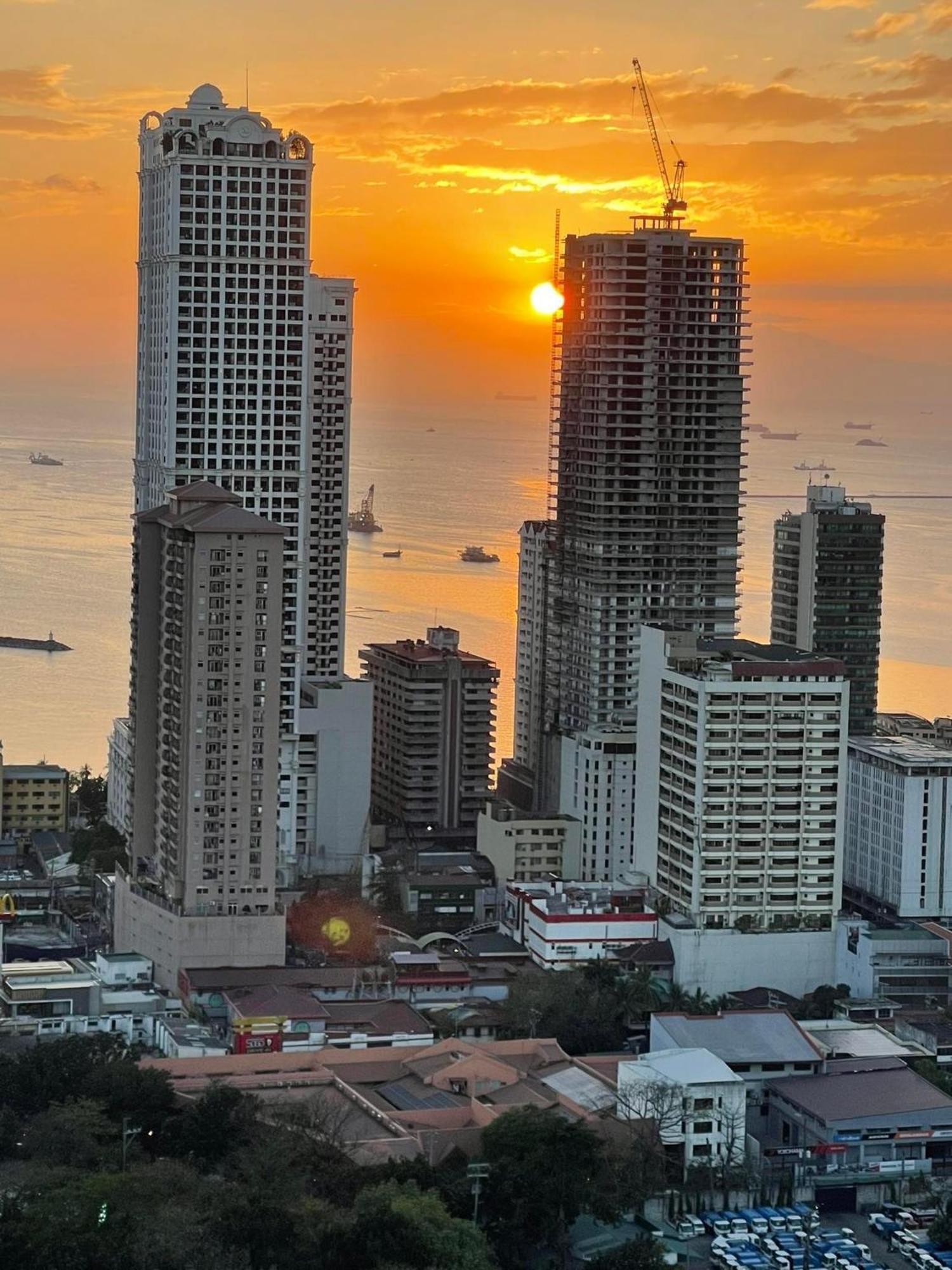 Chung cư studio 16 m² có 1 phòng tắm riêng ở Malate Manila Ngoại thất bức ảnh