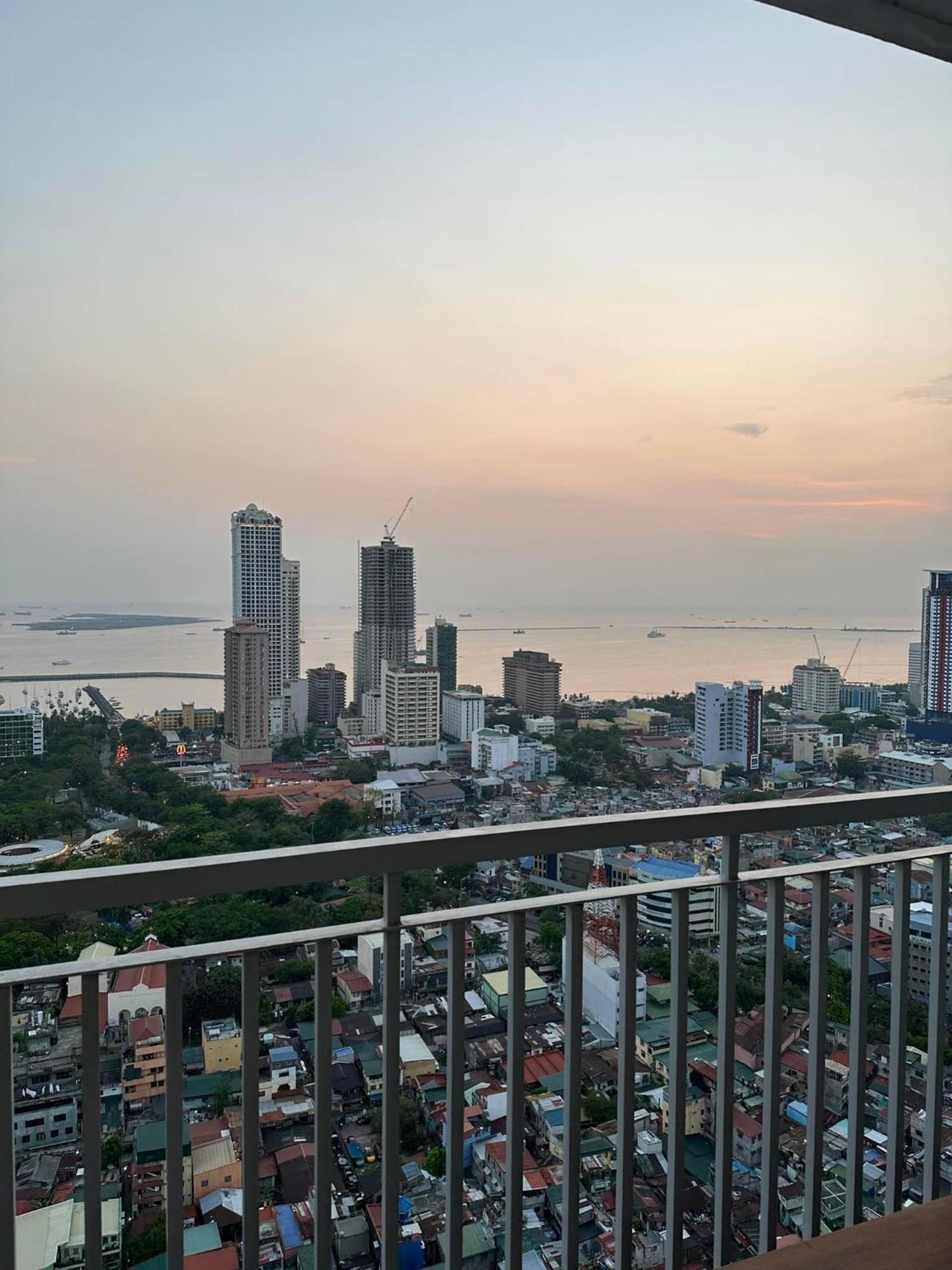 Chung cư studio 16 m² có 1 phòng tắm riêng ở Malate Manila Ngoại thất bức ảnh